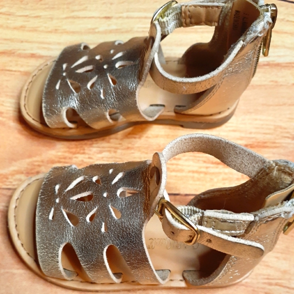 Gold cat and jack sandals!